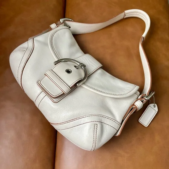 Vintage Coach Soho 9247 White Leather Shoulder Bag Y2K Buckle Purse CleanClassic - Picture 2 of 10